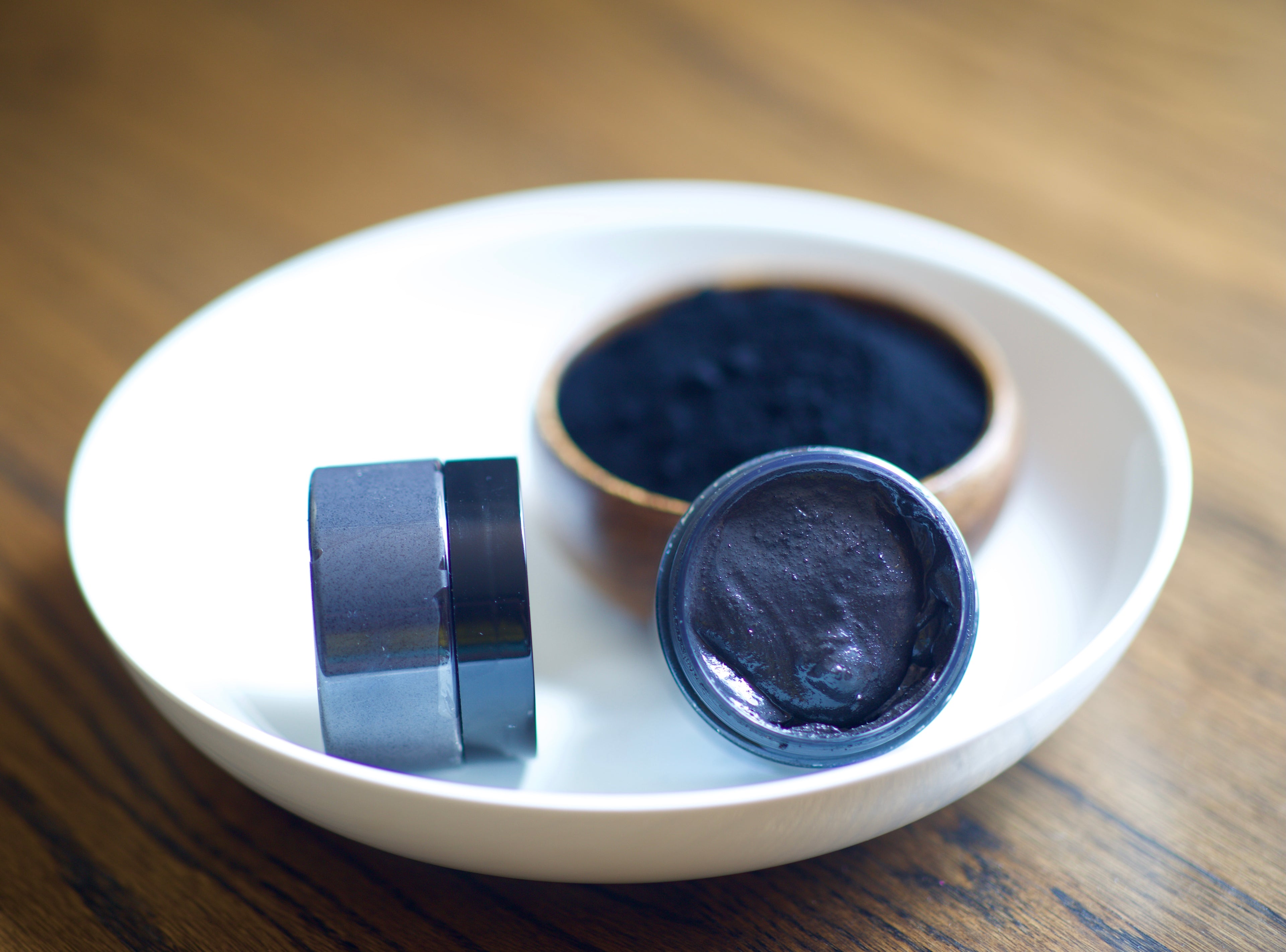 Charcoal Walnut Face Scrub
